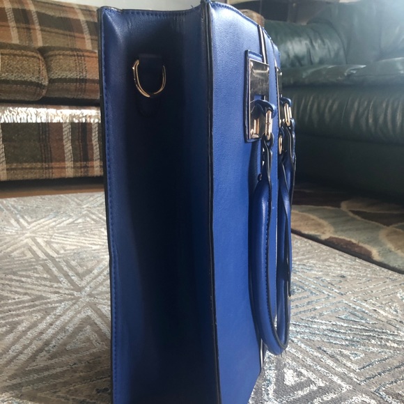 Hand bag - Picture 3 of 10